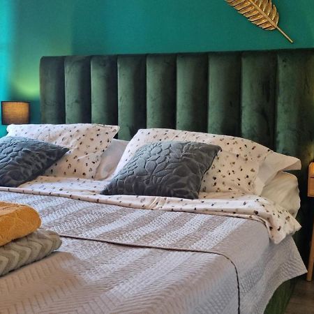 Apartment In The Smallest Town In The World Hum מראה חיצוני תמונה