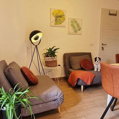 Apartment In The Smallest Town In The World Hum מראה חיצוני תמונה