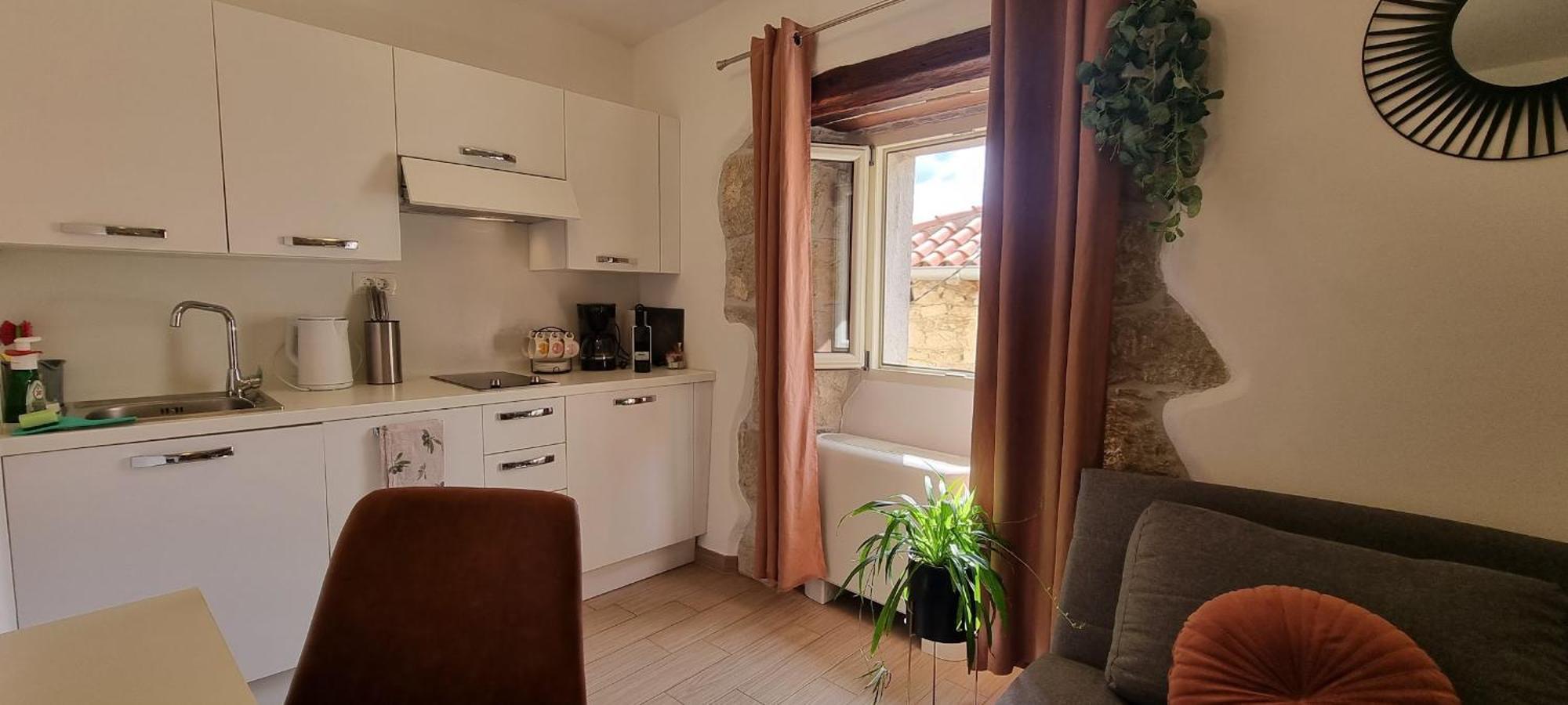Apartment In The Smallest Town In The World Hum מראה חיצוני תמונה